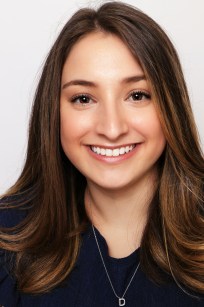 Dani Segelbaum agent headshot